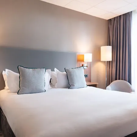 Hotel Crowne Plaza Paris Republique By Ihg Exterior foto