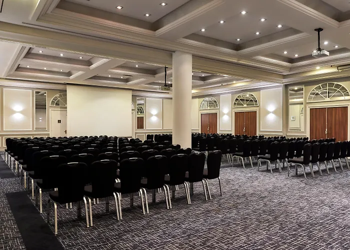 Crowne Plaza Paris Republique By Ihg